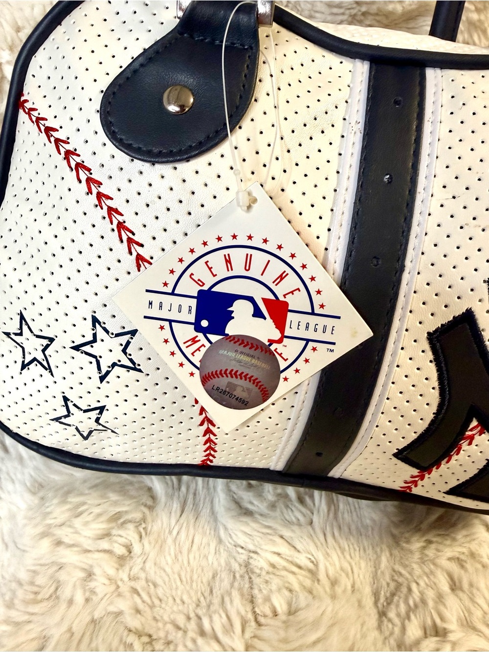 New York Yankees White & Navy Baseball Satchel Bag - Picture 9 of 13